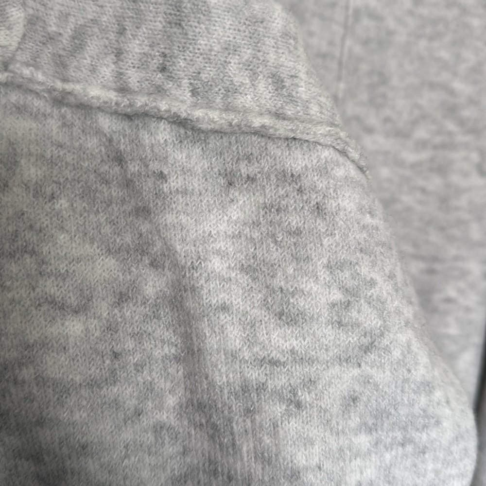 Vince Camuto sweater SOFT - Picture 5 of 5